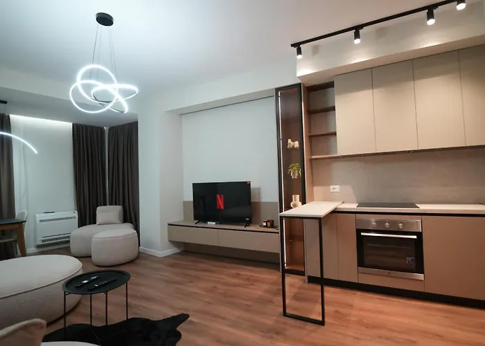 Deluxe New Bazaar Apartamento Tirana